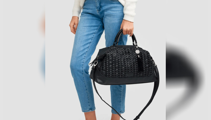 ست کردن کیف دستی با شلوار