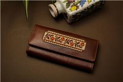 Embroidered number leather wallet